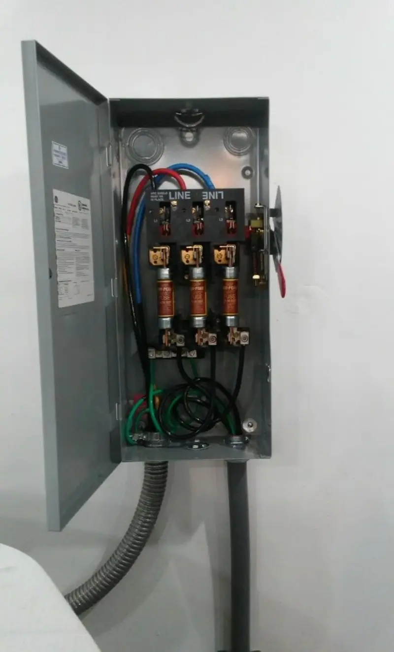 Three-phase disconnect switch installed for Electrical Wiring & Rewiring in Western Springs